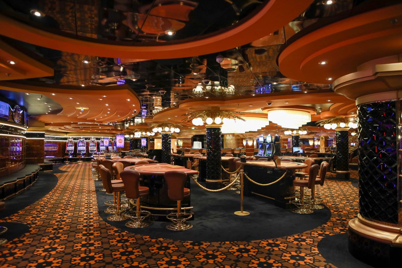 RaceFi casino review desk